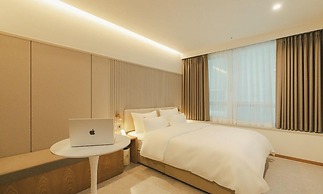 Cheonan Buldang Hound Hotel