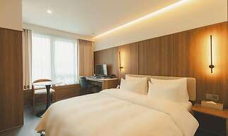 Cheonan Buldang Hound Hotel