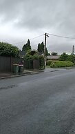 1 Double 1 Sofa Beds Garden Chalet 9C