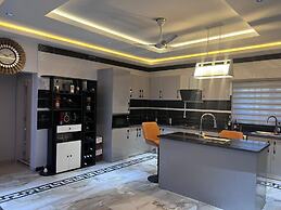T-Roys Apartments