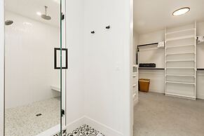 Bridle Ridge Retreat Modern Comfort, Open Views