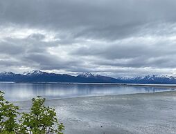 Paradise Suites Eagles Nest Apt C