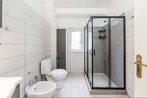 Elegant Apartment Comfort in Shkod r s Heart