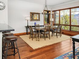 Hummingbird by Elevation Accommodations