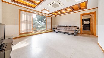 Yeongwol Nature & Pet Retreat