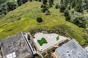 Stunning 2BR Ocean Mountain Sunset View