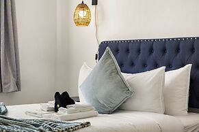 Stunning 2BR Ocean Mountain Sunset View