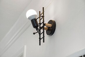 Stunning 2BR Ocean Mountain Sunset View