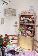 Fosse Farmhouse B&B and Holiday Cottages