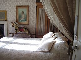 Fosse Farmhouse B&B and Holiday Cottages