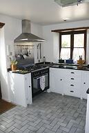 Fosse Farmhouse B&B and Holiday Cottages