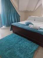 Mojoh Inn Hotel