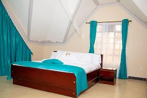 Mojoh Inn Hotel
