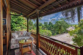 Lumina Wellness Retreat