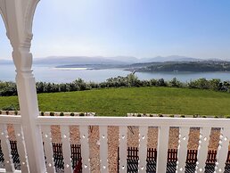 Menai View