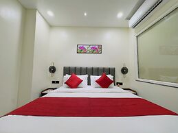 Srimad Hotel