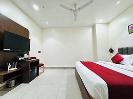 Srimad Hotel