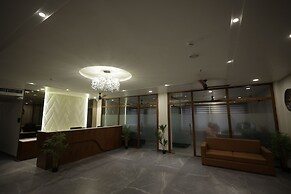 Srimad Hotel