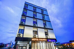 Fabhotel Evanka