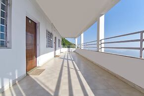 Fabhotel Green Acres