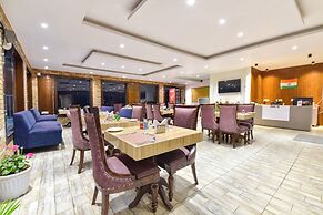 Fabhotel Green Acres