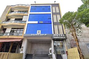 Fabhotel Grand Bala