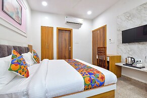 Fabhotel Grand Bala