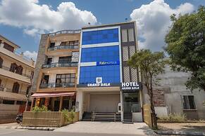 Fabhotel Grand Bala