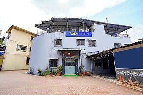 Fabhotel Kailash Park