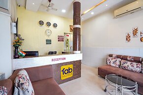 Fabhotel Kailash Park