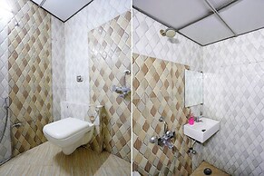 Fabhotel Kailash Park