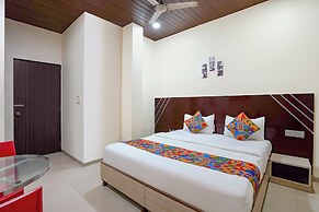 Fabhotel Kailash Park