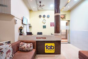 Fabhotel Kailash Park