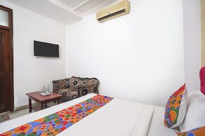 Fabhotel Richa Palace