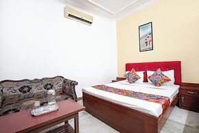 Fabhotel Richa Palace