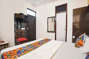 Fabhotel Richa Palace