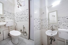 Fabhotel Richa Palace