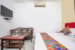 Fabhotel Richa Palace
