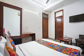 Fabhotel Richa Palace