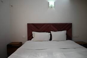 Luxurious 1bhk Apartment in Gurgaon With Shared Pool and BBQ Area