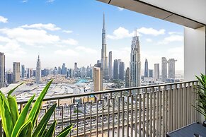 Durrani Homes - Majestic 4BR at Downtown