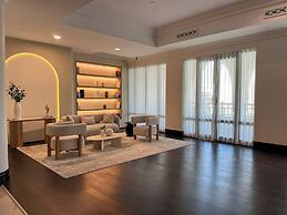Durrani Homes - Majestic 4BR at Downtown