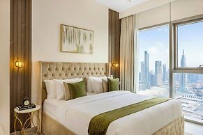 Durrani Homes - Majestic 4BR at Downtown