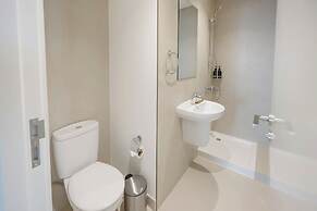 Durrani Homes - Majestic 4BR at Downtown