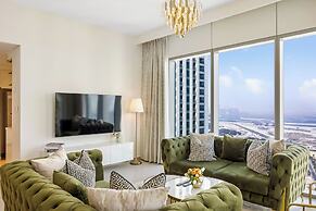Durrani Homes - Majestic 4BR at Downtown