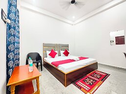 Hotel A.V Palace Ayodhya