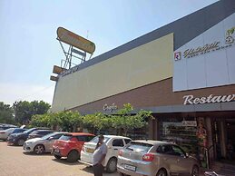 Temple City lakeinn