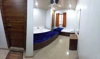 Hotel Shiv Ganga