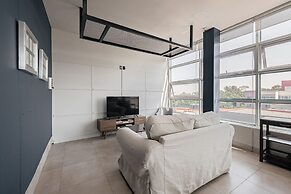 Low bed Mixed Shared Room