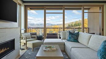 Luxe 2 Bedroom Ski In, Ski Out Residence in Snowmass Base Village